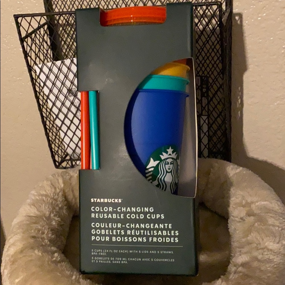 STARBUCKS COLOR CHANGED CUPS